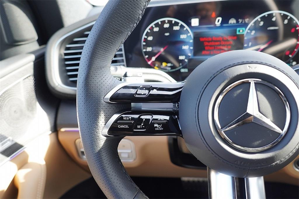 new 2025 Mercedes-Benz GLS 450 car, priced at $92,320