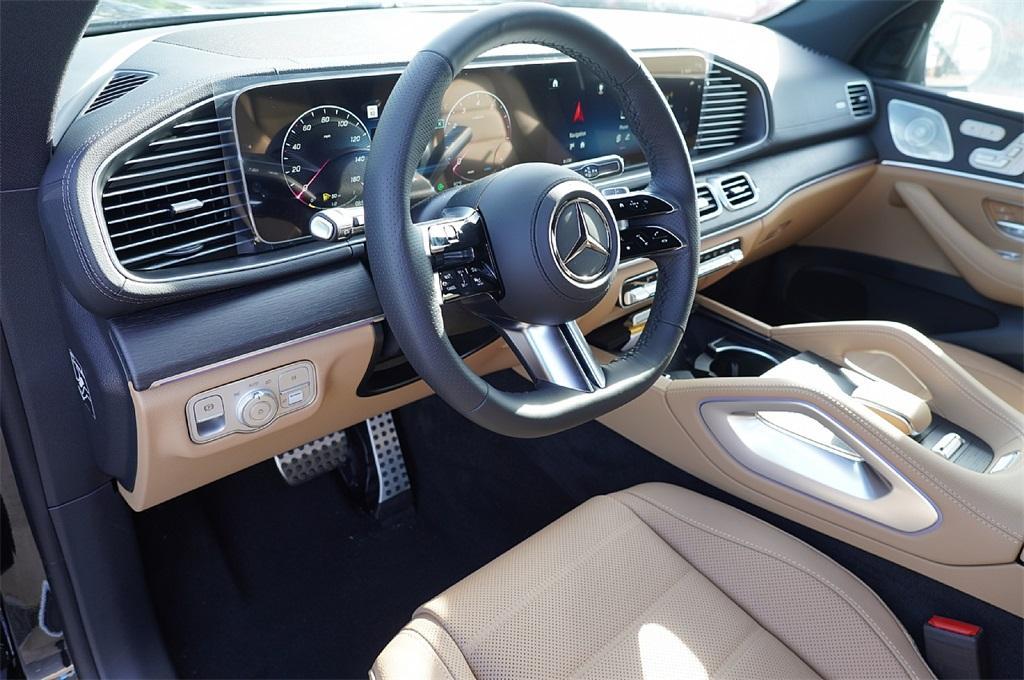 new 2025 Mercedes-Benz GLS 450 car, priced at $92,320