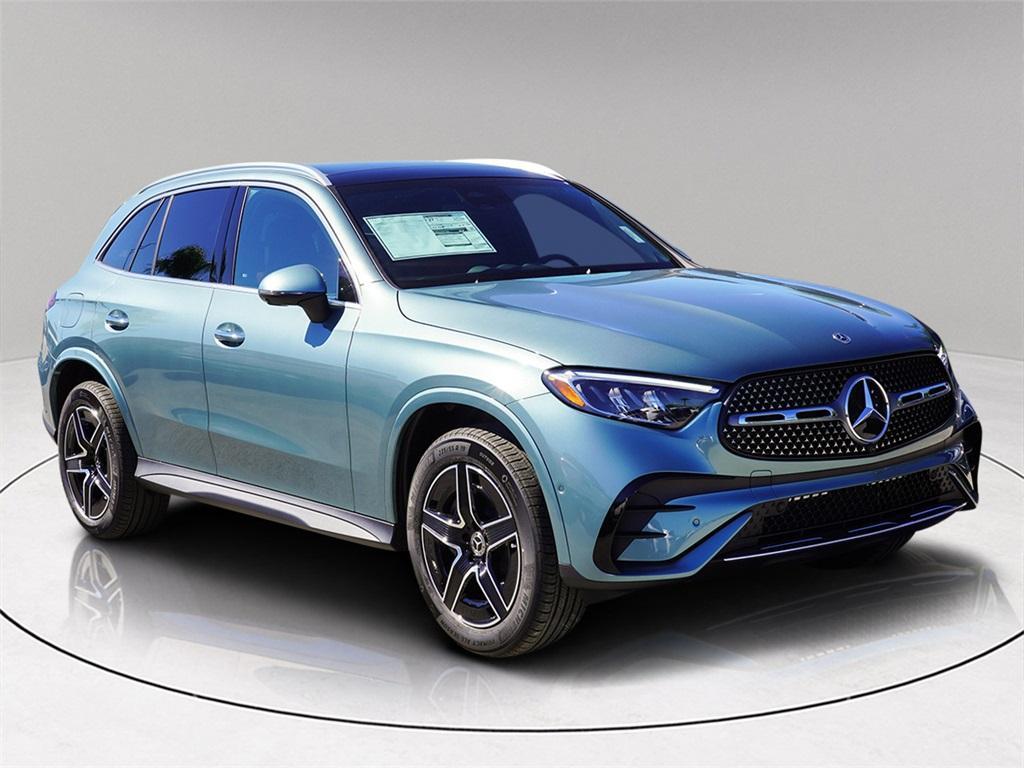 new 2025 Mercedes-Benz GLC 300 car, priced at $53,991