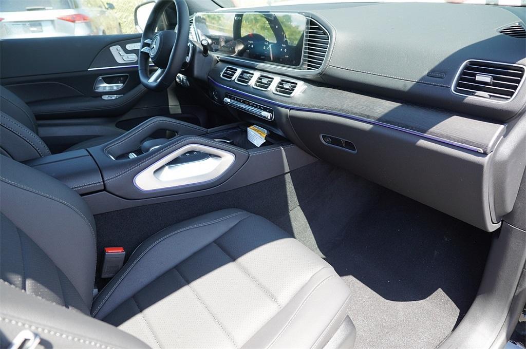 new 2025 Mercedes-Benz GLS 450 car, priced at $88,345