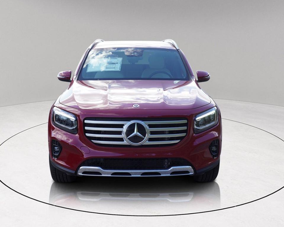 new 2025 Mercedes-Benz GLB 250 car, priced at $50,095