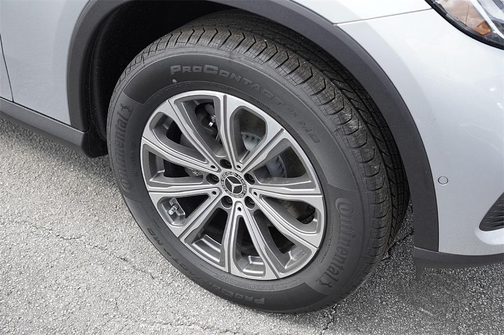 new 2026 Mercedes-Benz GLC 300 car, priced at $50,063