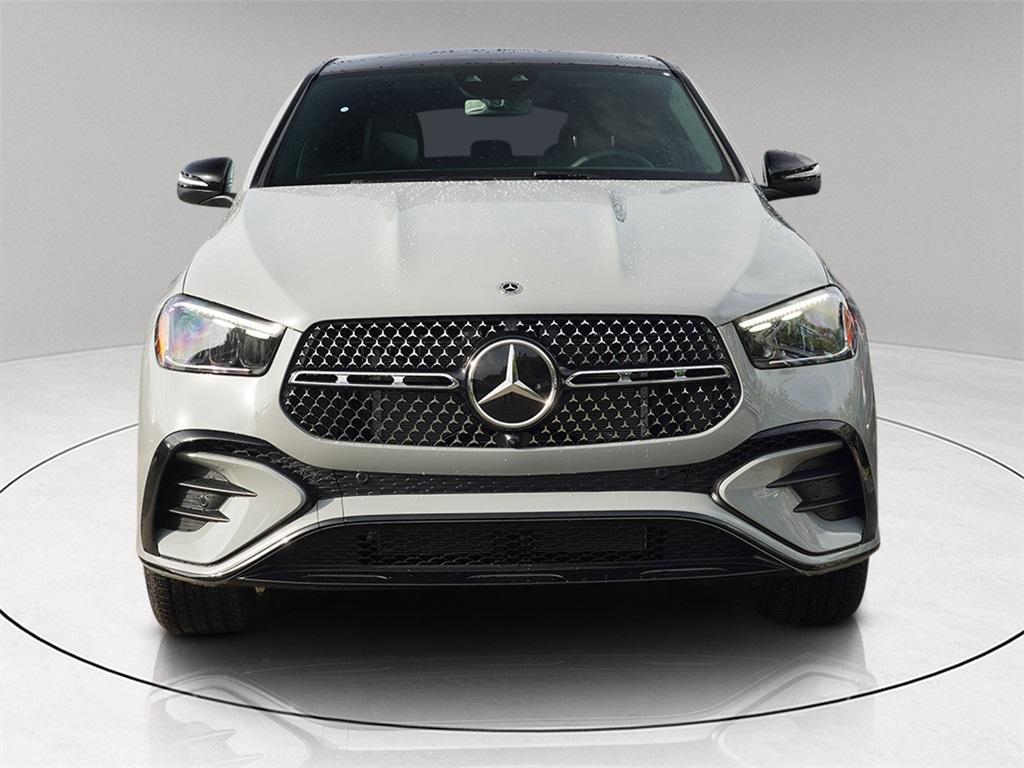 new 2025 Mercedes-Benz GLE 450 car, priced at $81,252