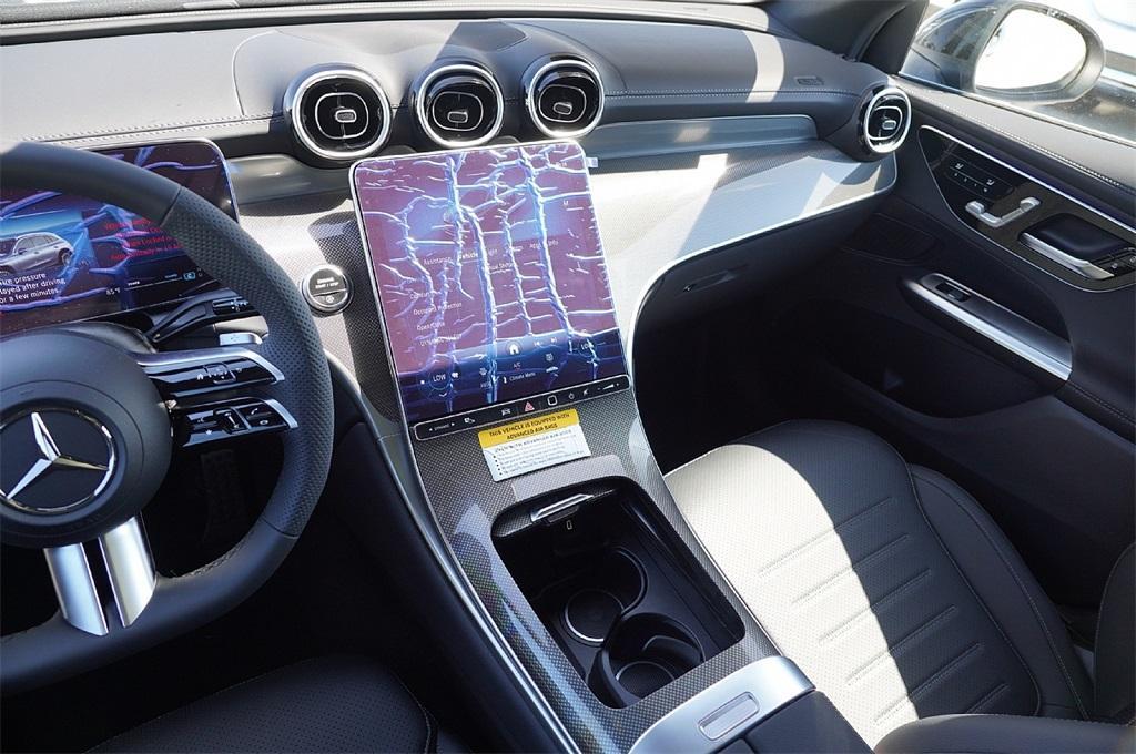 new 2025 Mercedes-Benz GLC 300 car, priced at $50,552