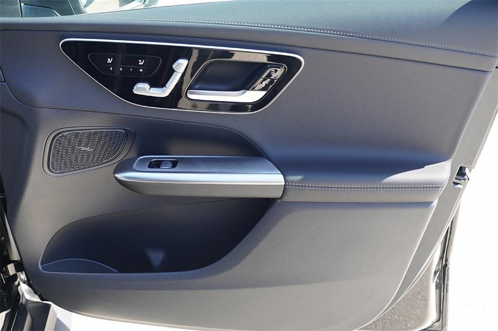 new 2025 Mercedes-Benz GLC 300 car, priced at $50,552