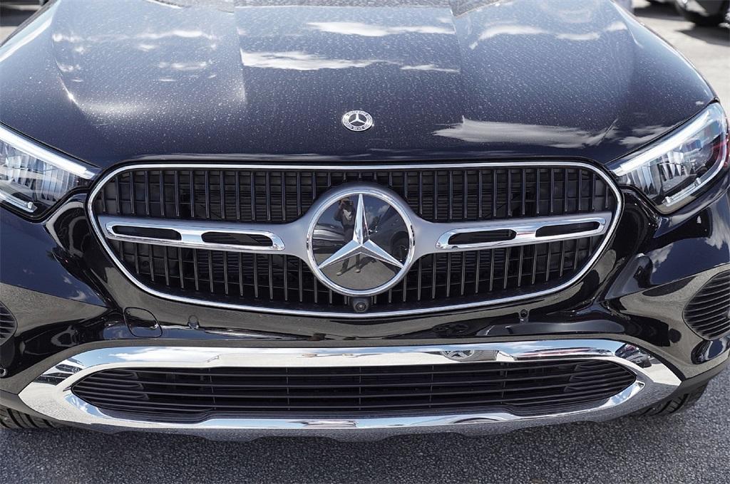 new 2026 Mercedes-Benz GLC 300 car, priced at $51,893