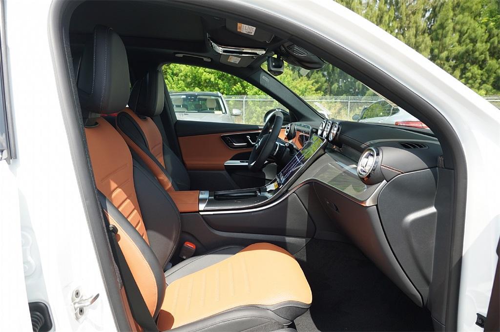 new 2025 Mercedes-Benz GLC 300 car, priced at $56,137