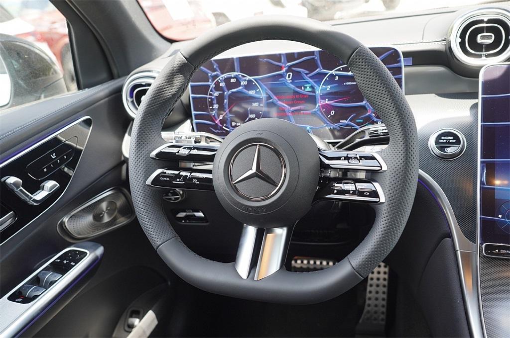 new 2025 Mercedes-Benz GLC 300 car, priced at $54,350