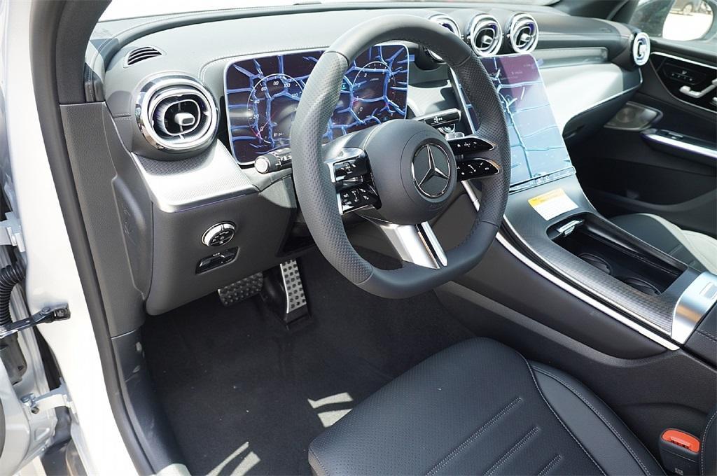 new 2025 Mercedes-Benz GLC 300 car, priced at $54,350