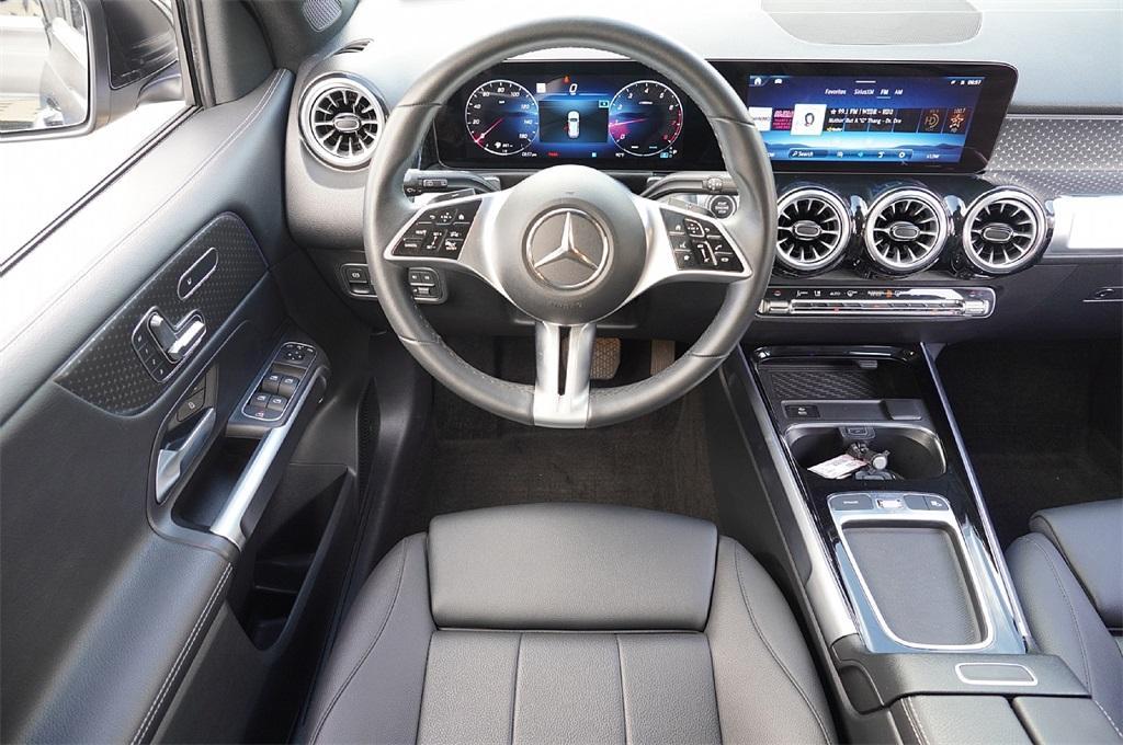 used 2024 Mercedes-Benz GLB 250 car, priced at $39,628