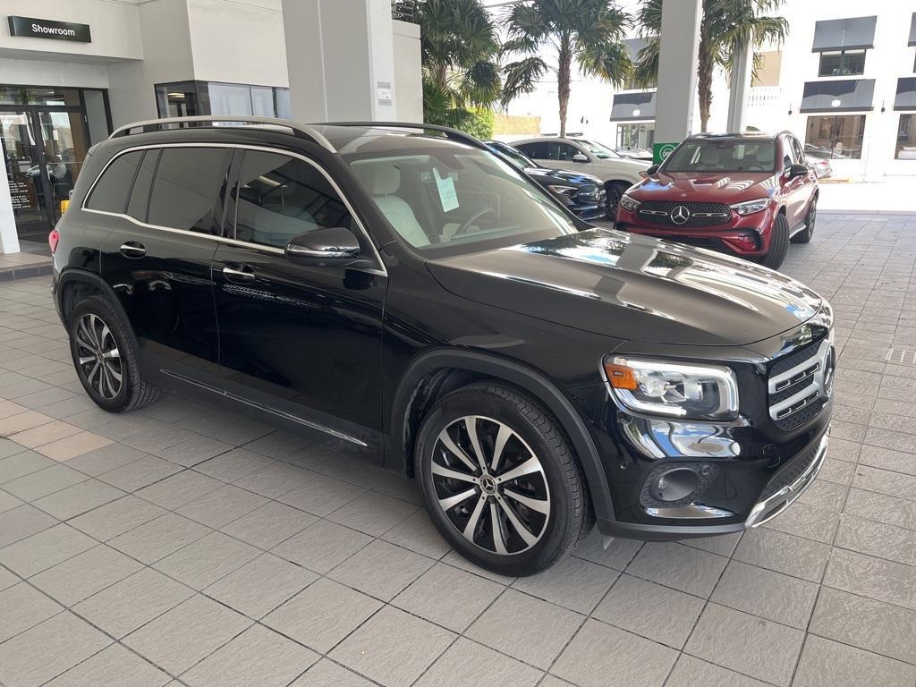 used 2023 Mercedes-Benz GLB 250 car, priced at $31,900