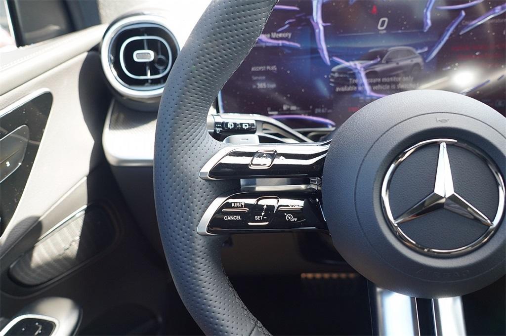 new 2025 Mercedes-Benz GLC 300 car, priced at $51,600