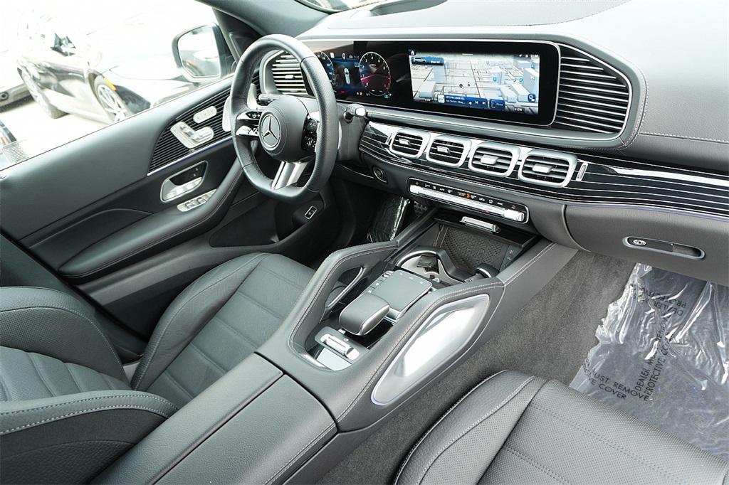 used 2025 Mercedes-Benz GLS 580 car, priced at $107,000