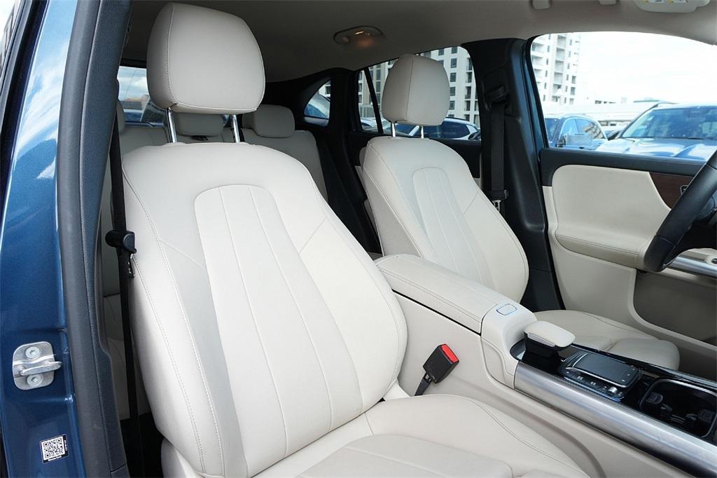 used 2023 Mercedes-Benz GLA 250 car, priced at $31,900