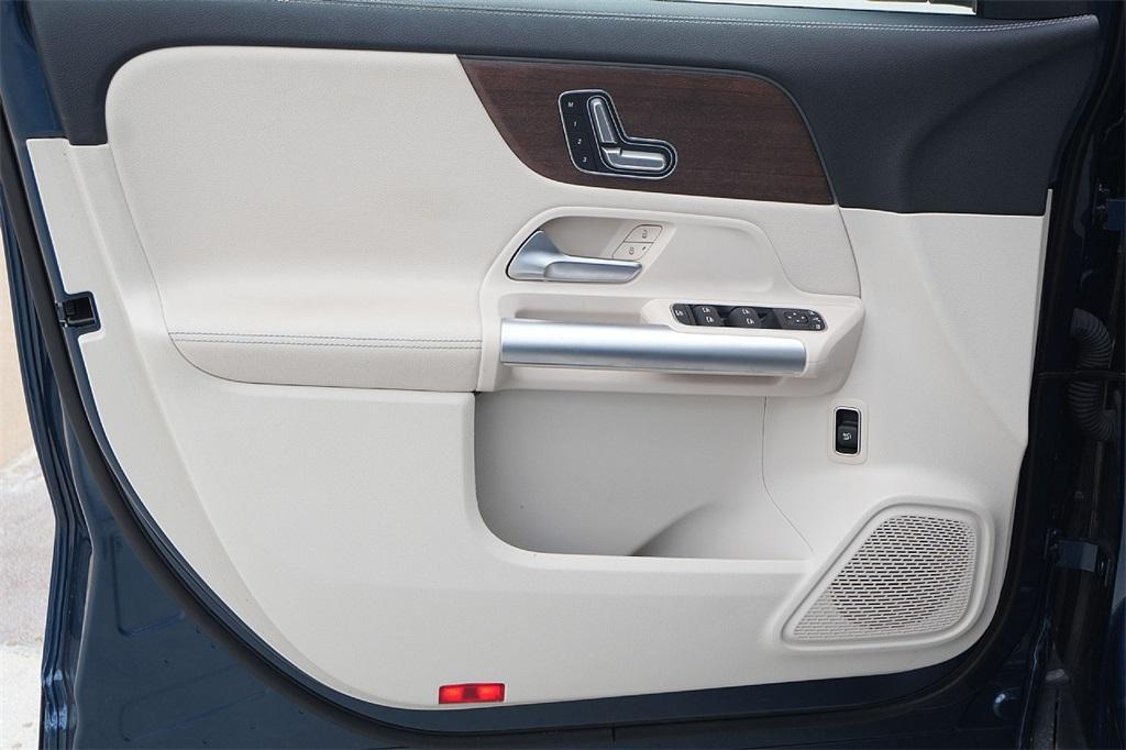 used 2023 Mercedes-Benz GLA 250 car, priced at $31,900