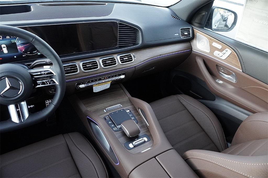 new 2026 Mercedes-Benz GLS 580 car, priced at $113,462
