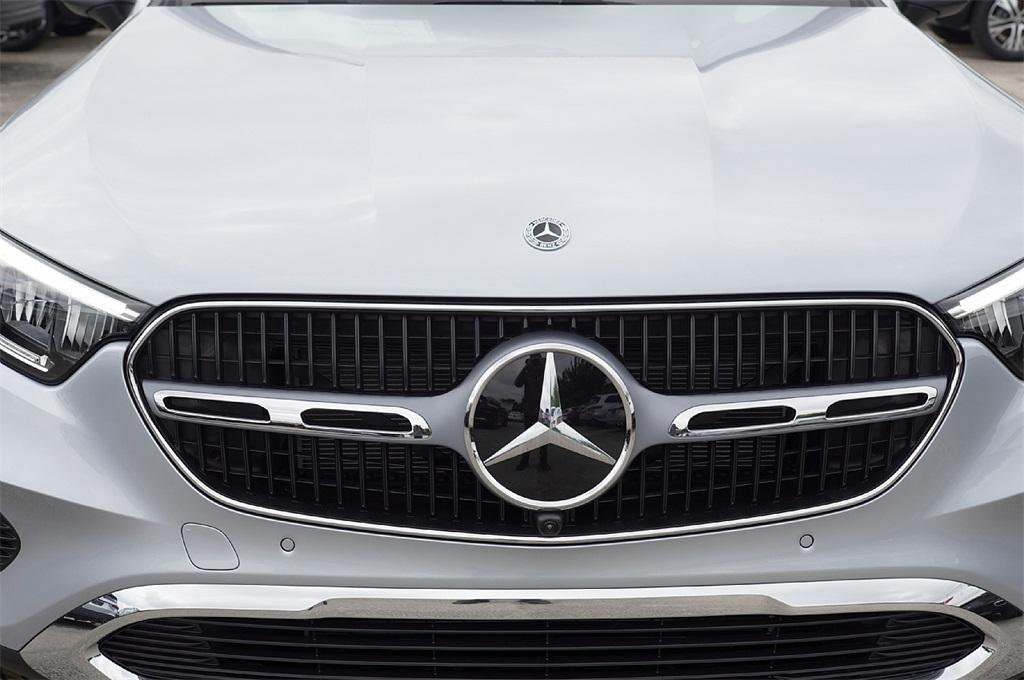 new 2025 Mercedes-Benz GLC 350e car, priced at $62,388