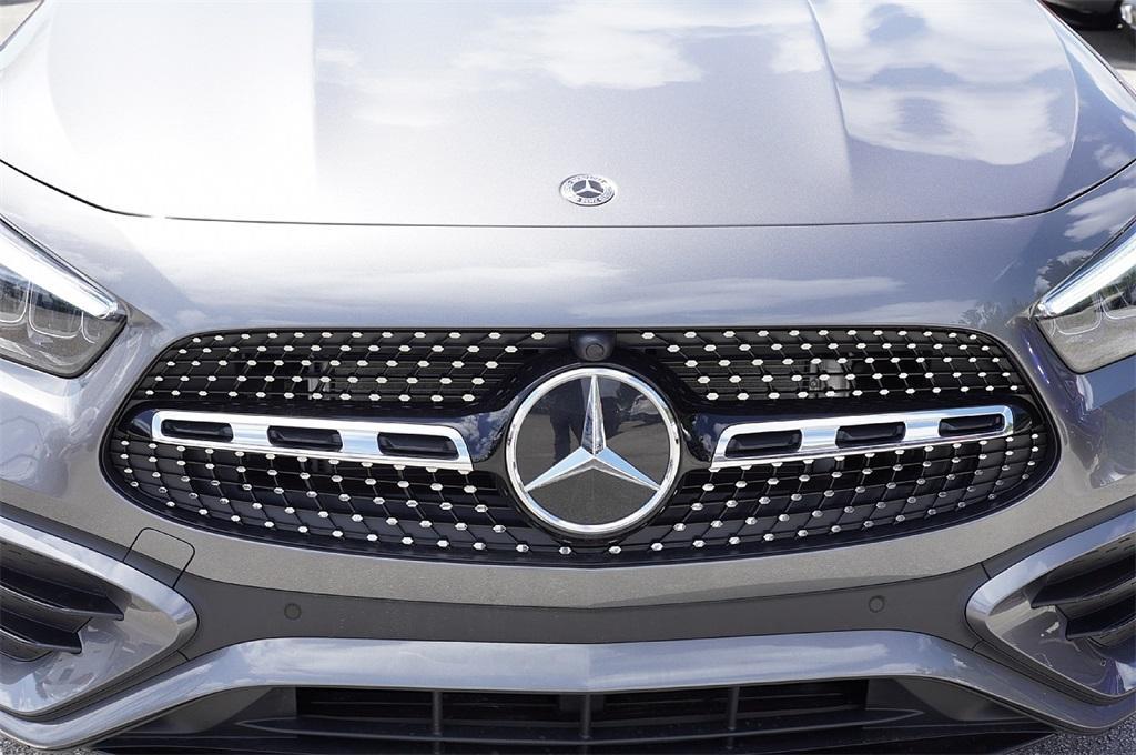 new 2025 Mercedes-Benz GLA 250 car, priced at $48,404