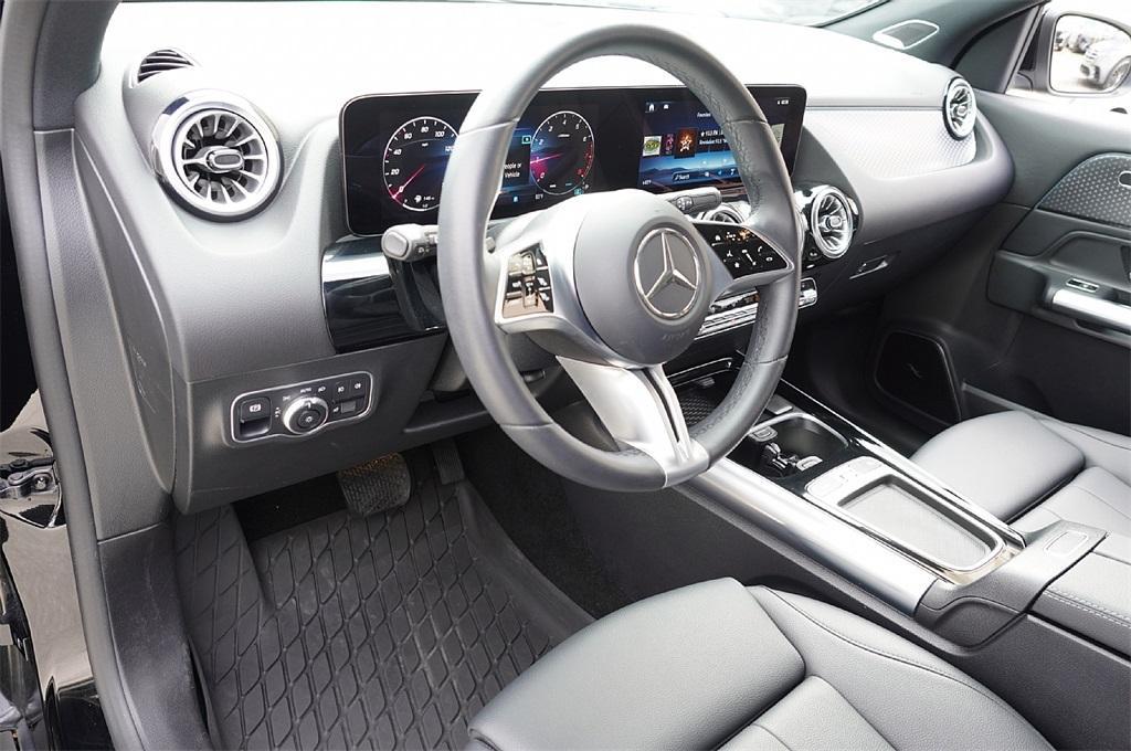 used 2024 Mercedes-Benz GLA 250 car, priced at $42,989