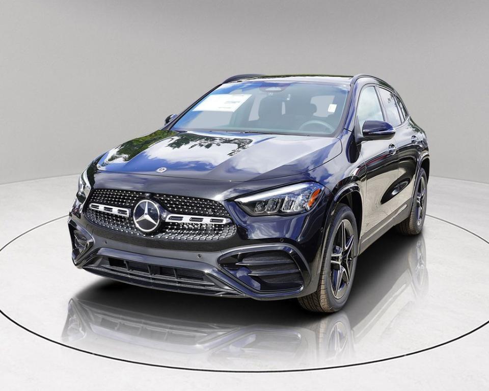 new 2025 Mercedes-Benz GLA 250 car, priced at $51,265