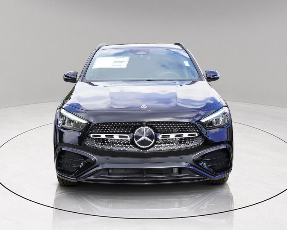 new 2025 Mercedes-Benz GLA 250 car, priced at $51,265