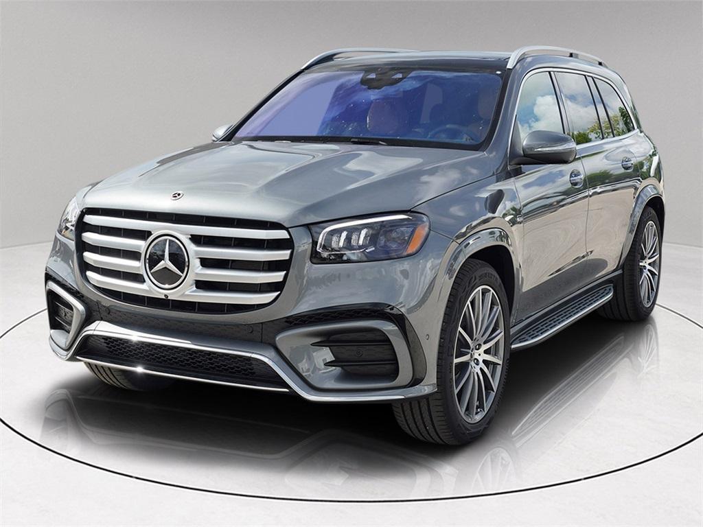 new 2025 Mercedes-Benz GLS 580 car, priced at $114,938