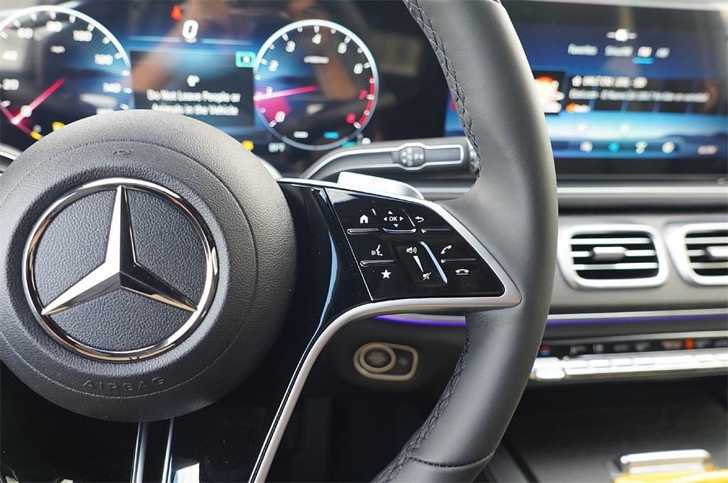 new 2025 Mercedes-Benz GLE 350 car, priced at $65,436