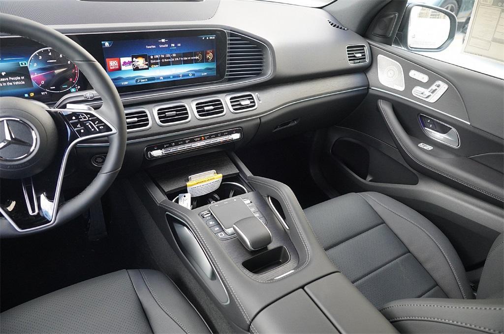 new 2025 Mercedes-Benz GLE 350 car, priced at $65,436