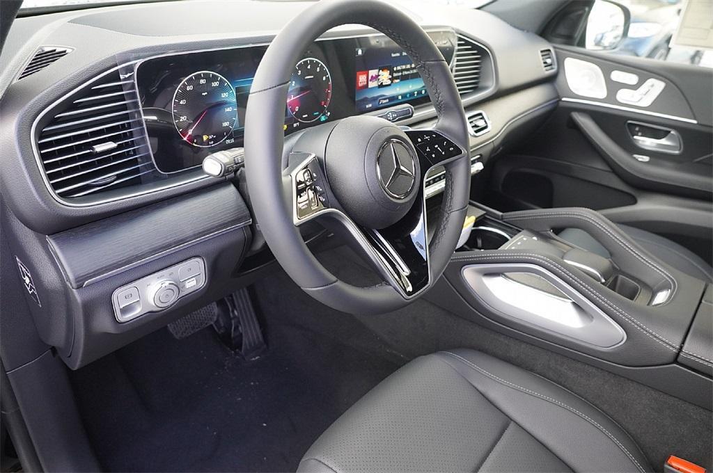 new 2025 Mercedes-Benz GLE 350 car, priced at $65,436