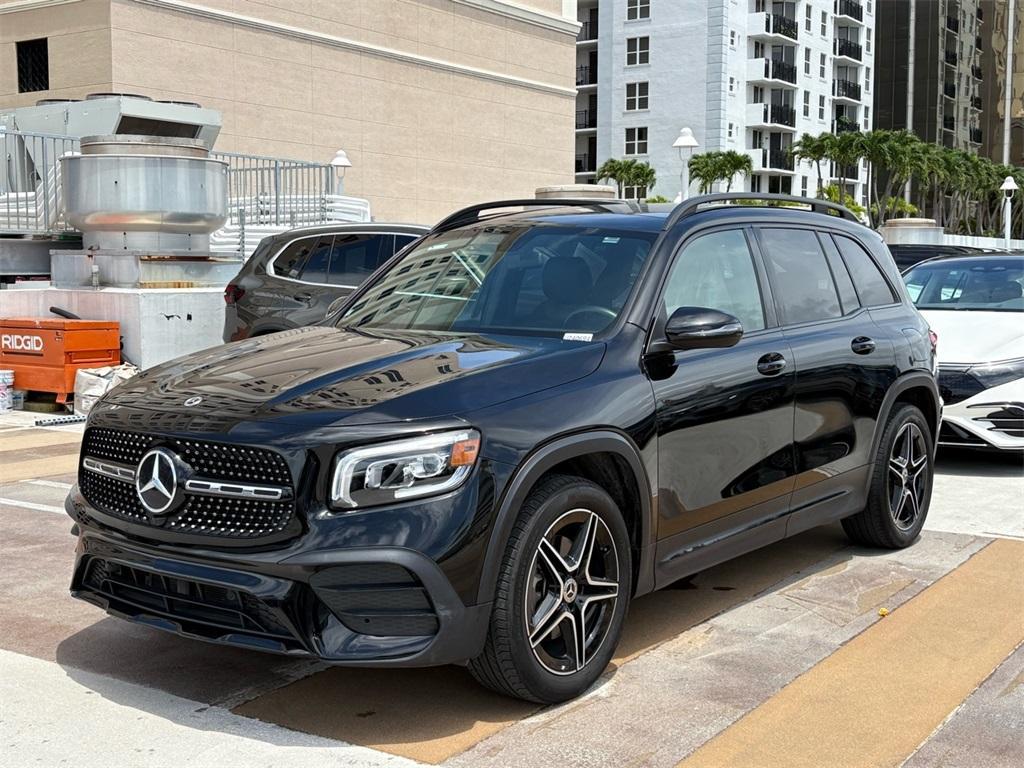 used 2022 Mercedes-Benz GLB 250 car, priced at $31,990