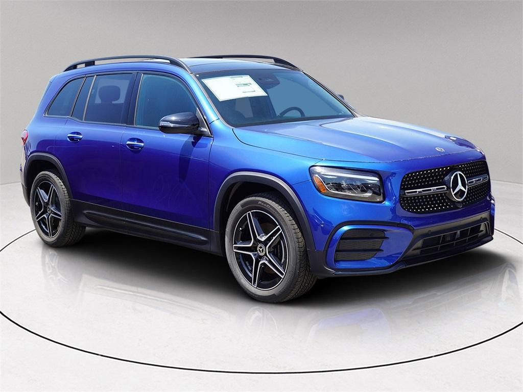 new 2025 Mercedes-Benz GLB 250 car, priced at $47,247
