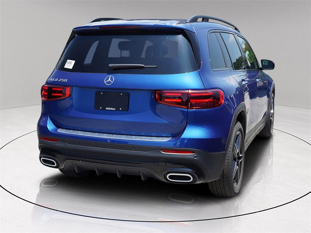 new 2025 Mercedes-Benz GLB 250 car, priced at $47,247