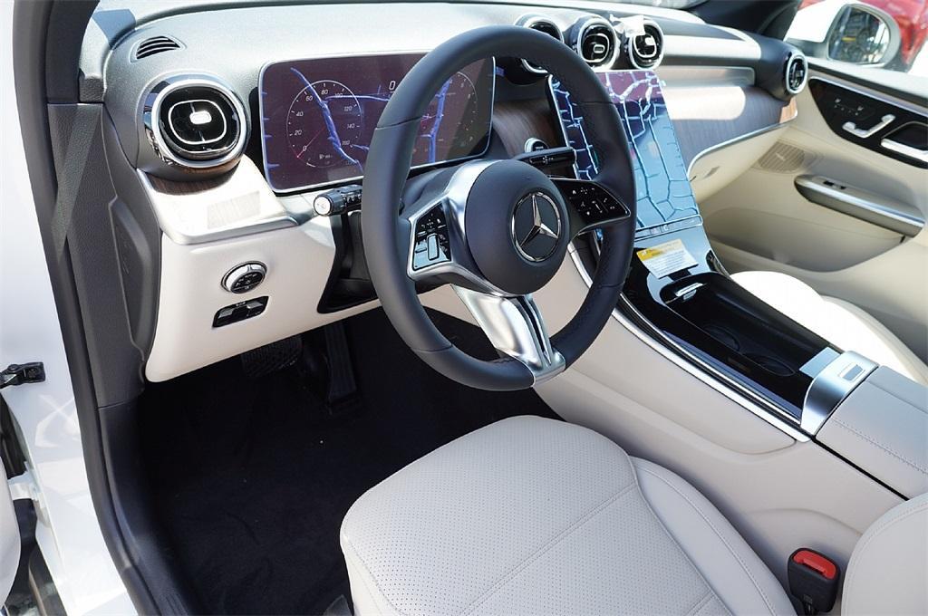 new 2025 Mercedes-Benz GLC 300 car, priced at $48,932