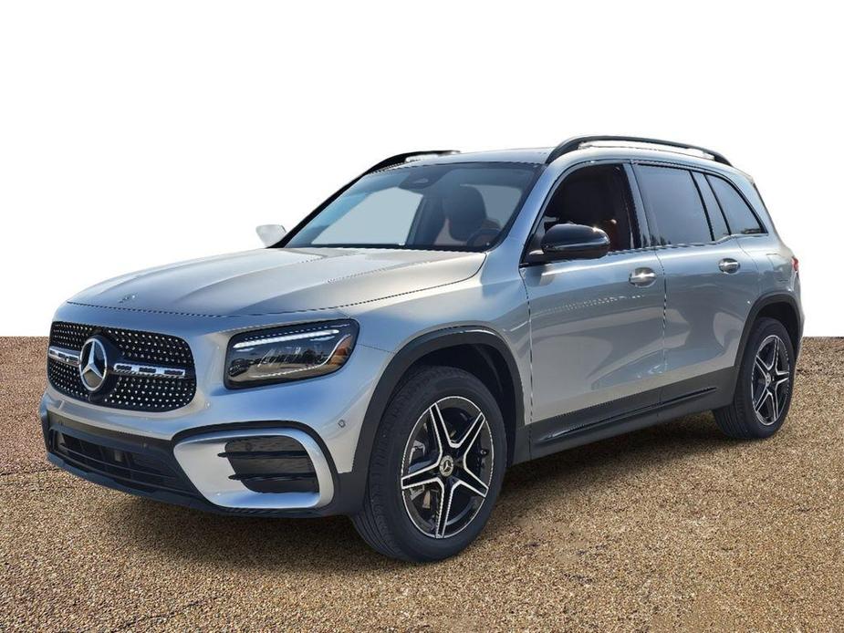 new 2024 Mercedes-Benz GLB 250 car, priced at $55,400