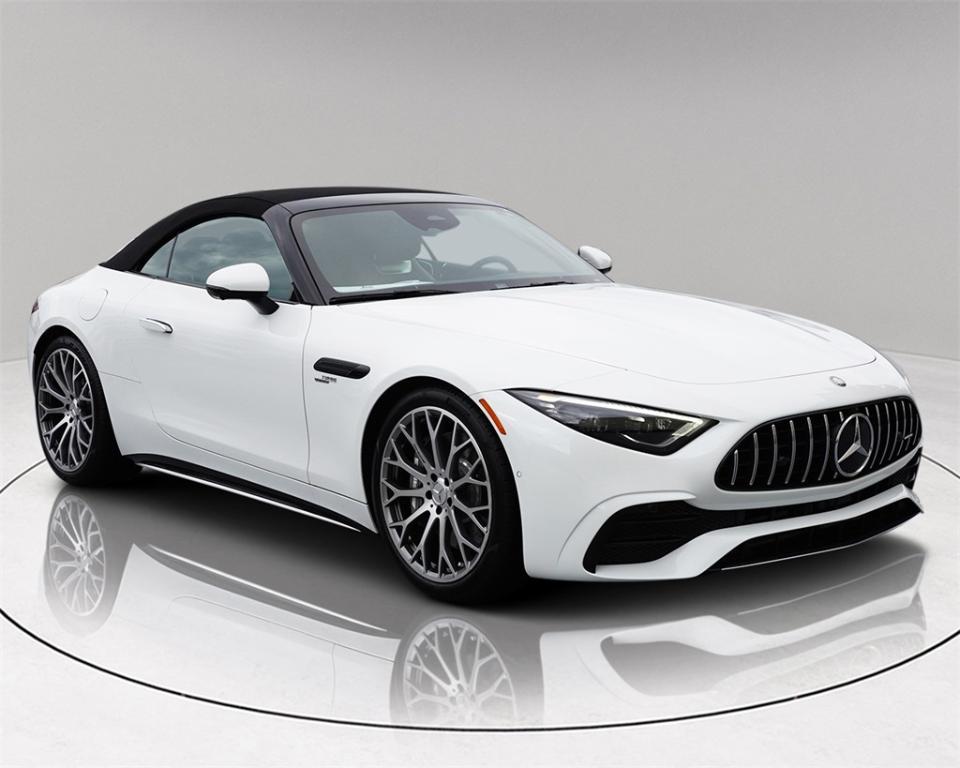 new 2025 Mercedes-Benz AMG SL 43 car, priced at $123,410