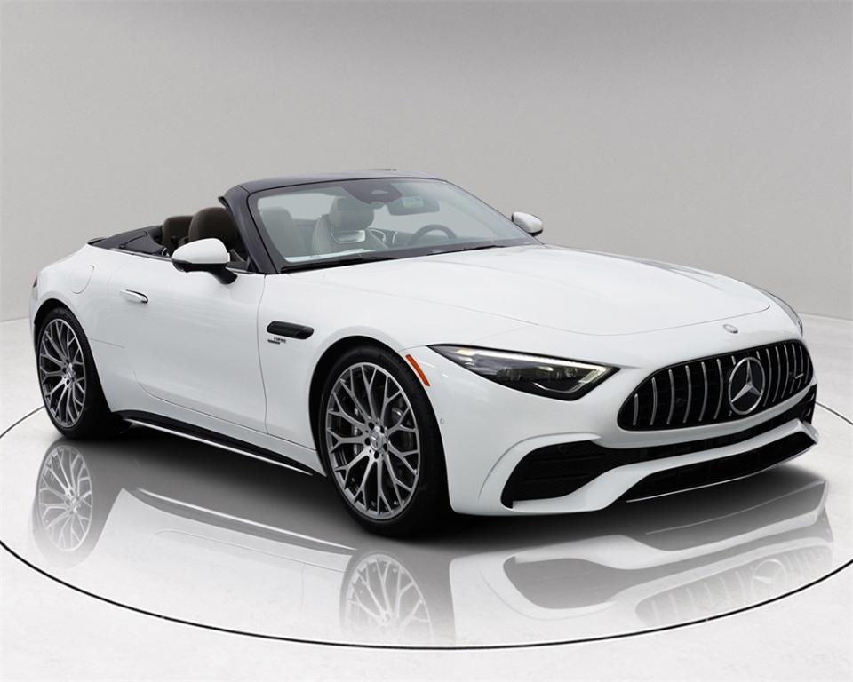 new 2025 Mercedes-Benz AMG SL 43 car, priced at $123,410