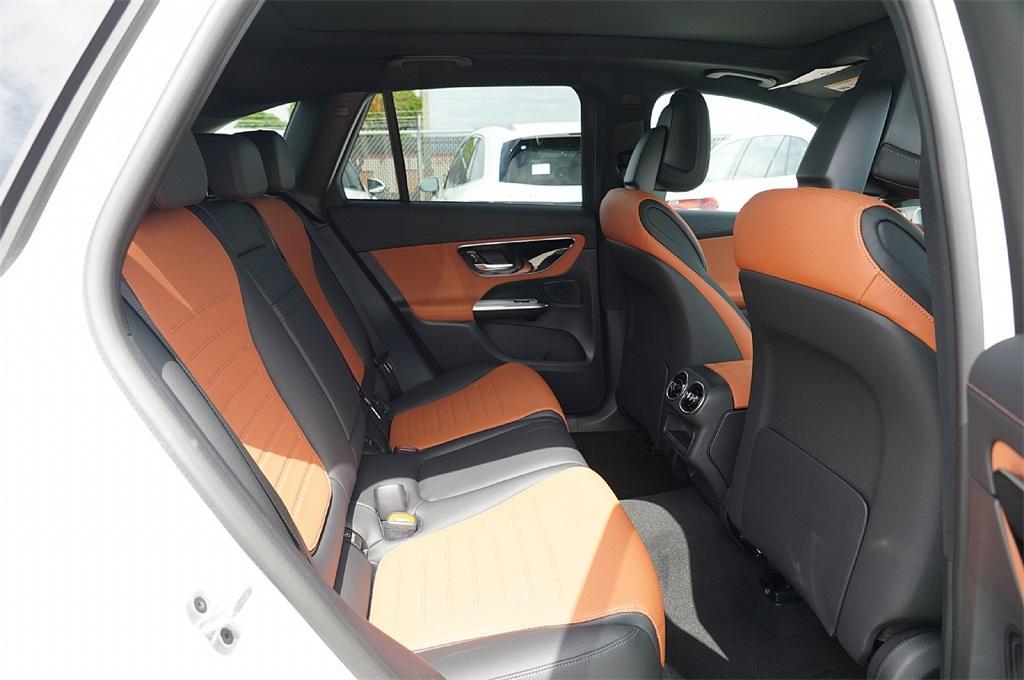 new 2025 Mercedes-Benz GLC 300 car, priced at $53,132