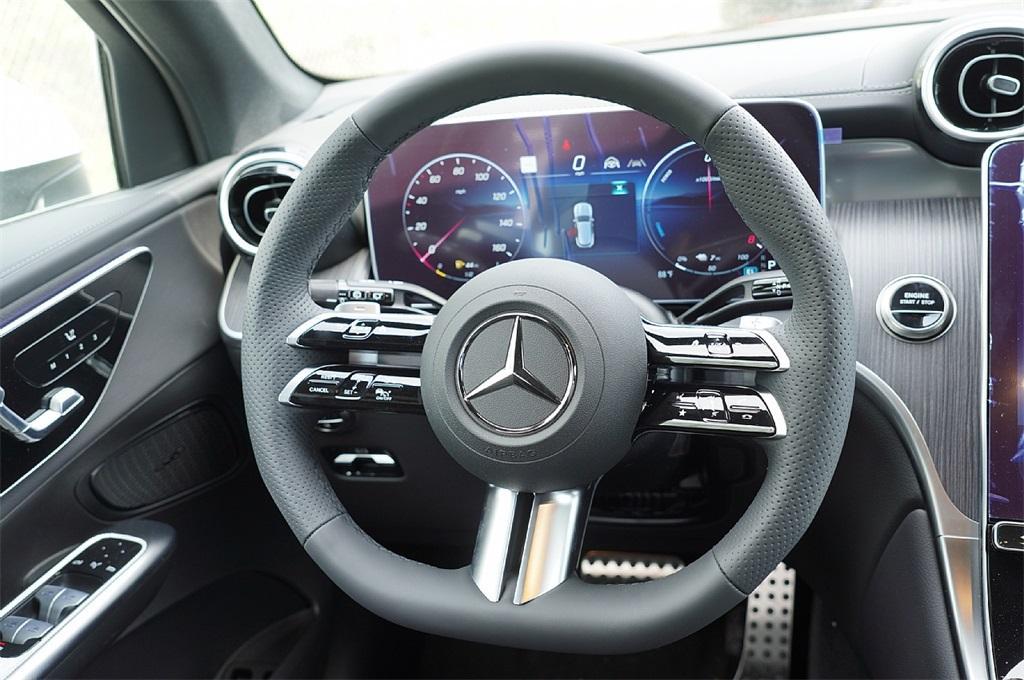 new 2025 Mercedes-Benz GLC 350e car, priced at $61,820