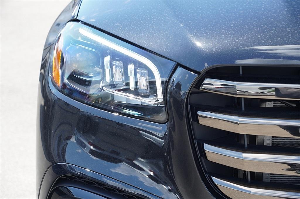 new 2025 Mercedes-Benz GLS 450 car, priced at $87,930