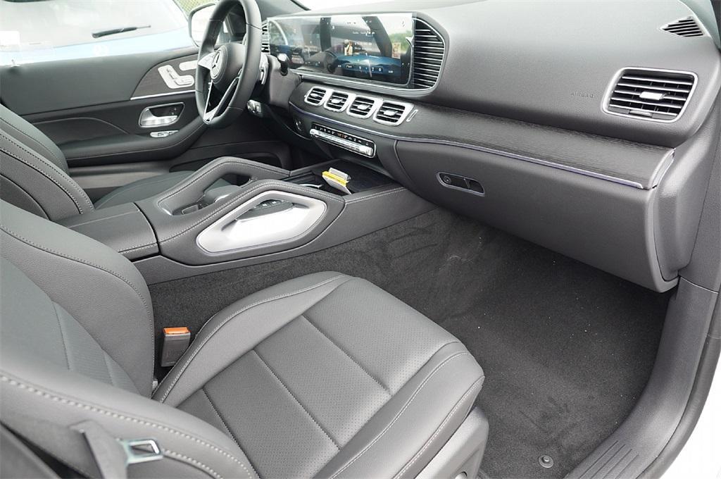 new 2025 Mercedes-Benz GLE 350 car, priced at $64,671