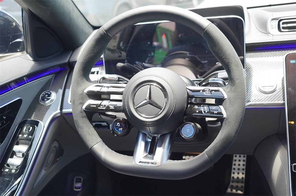 new 2025 Mercedes-Benz AMG S 63 E car, priced at $202,265