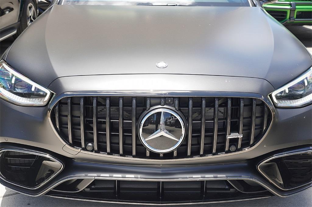 new 2025 Mercedes-Benz AMG S 63 E car, priced at $202,265