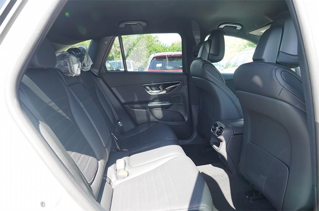 new 2025 Mercedes-Benz GLC 300 car, priced at $51,222