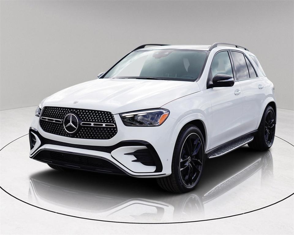 new 2025 Mercedes-Benz GLE 580 car, priced at $101,060