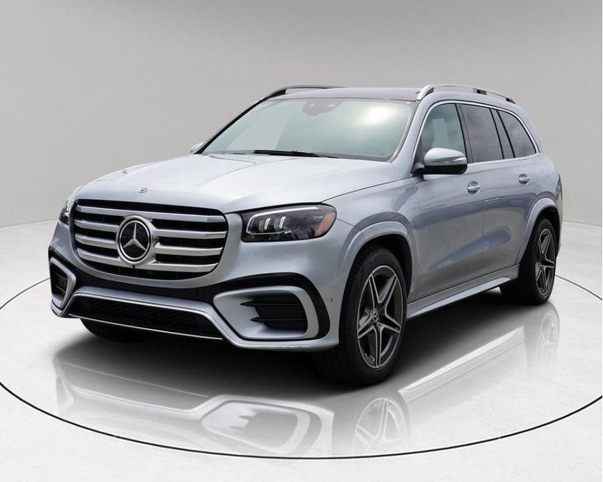 new 2025 Mercedes-Benz GLS 450 car, priced at $87,908