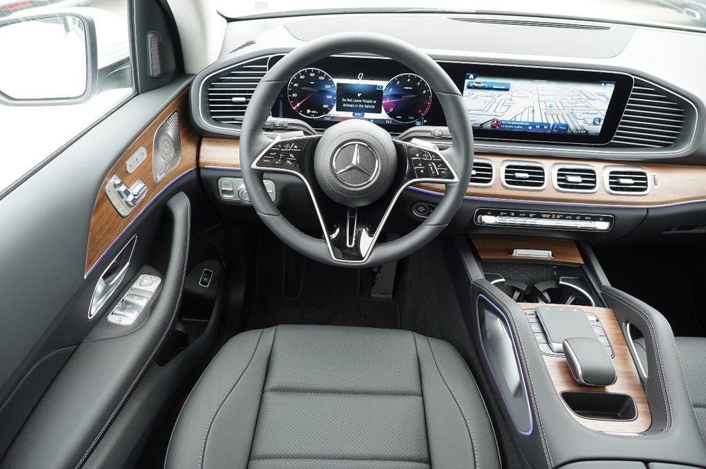 new 2025 Mercedes-Benz GLE 350 car, priced at $65,195