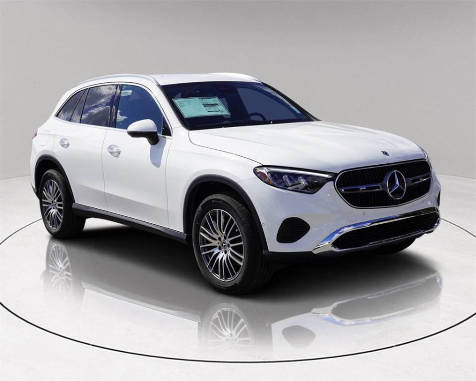 new 2025 Mercedes-Benz GLC 300 car, priced at $46,847