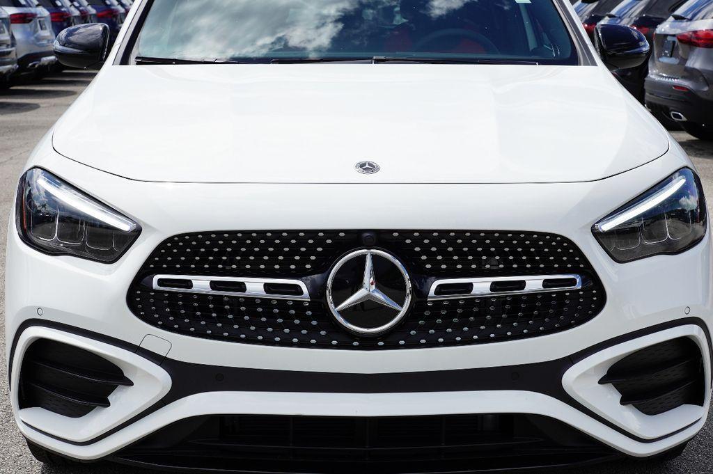 new 2025 Mercedes-Benz GLA 250 car, priced at $48,662