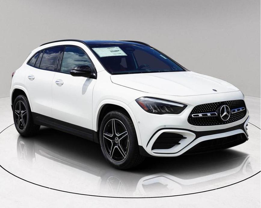 new 2025 Mercedes-Benz GLA 250 car, priced at $48,662