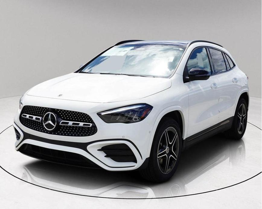 new 2025 Mercedes-Benz GLA 250 car, priced at $48,662